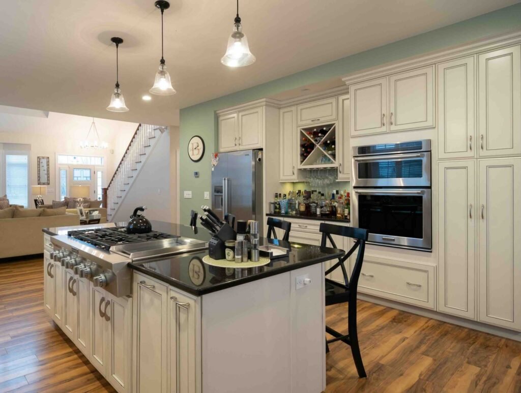 Kitchen Remodel Project Guide–a photo of a kitchen following a remodel project, which used a dumpster rental to streamline the cleanup process.